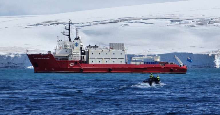 Бугарскиот научноистражувачки брод „Св. св. Кирил и Методиј“ се враќа кон Варна по престој во Шпанија